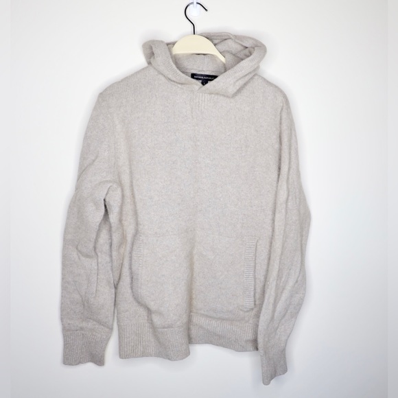 Banana Republic Other - Tan sweater